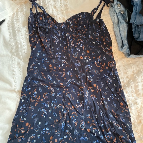 Wilfred size L dress - Picture 3 of 3